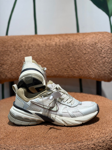 کتونی مردانه Nike V2K ویتنام راحت و سبک