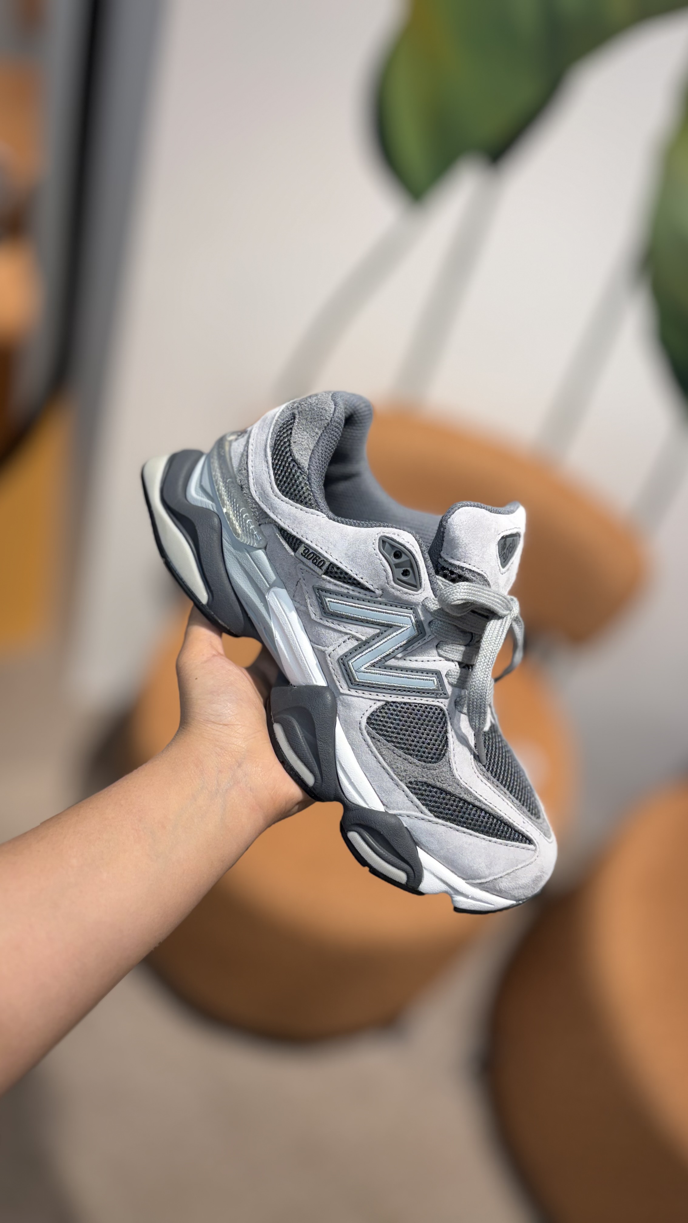 کتونی اسپرت New Balance 906۰ ویتنام کیفیت بالا