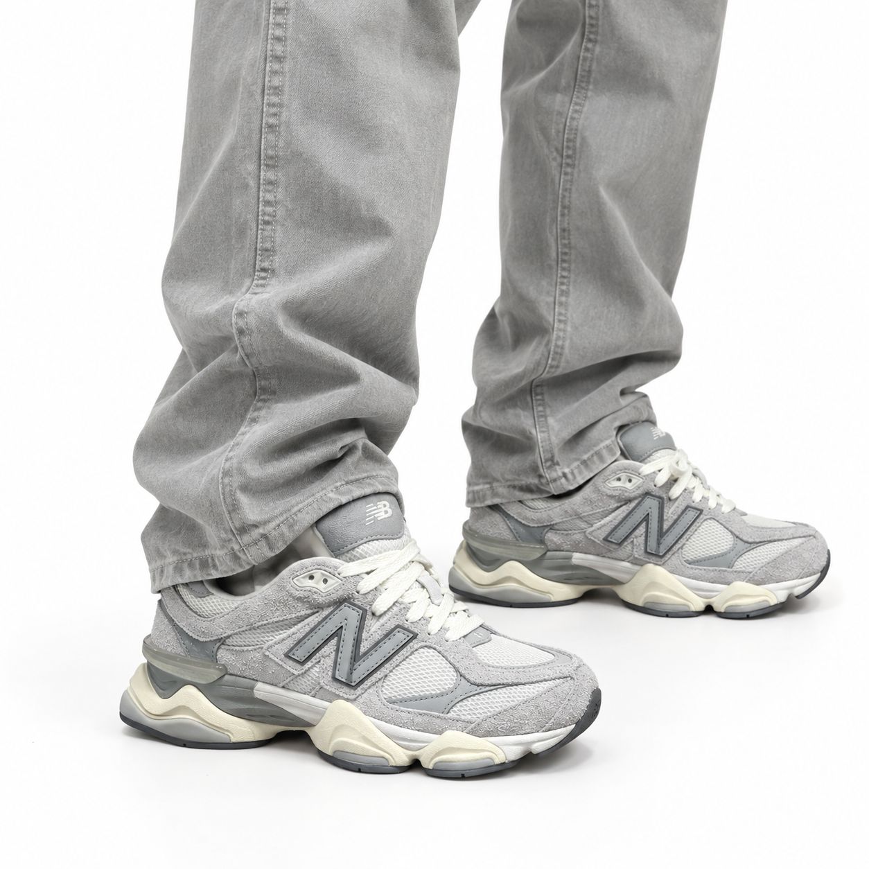 کتونی اسپرت New Balance 906۰  ویتنام کیفیت بالا