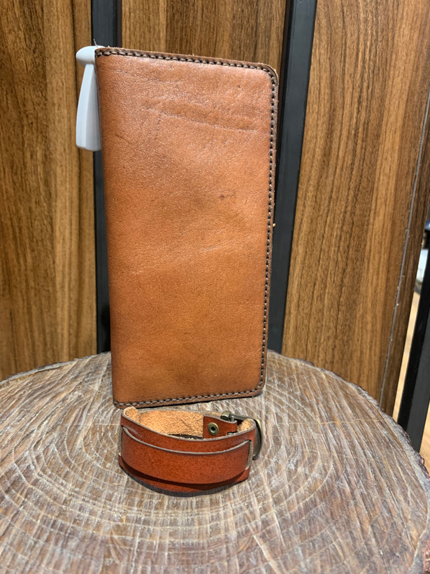 کیف پول چرم و دست بند مردانه